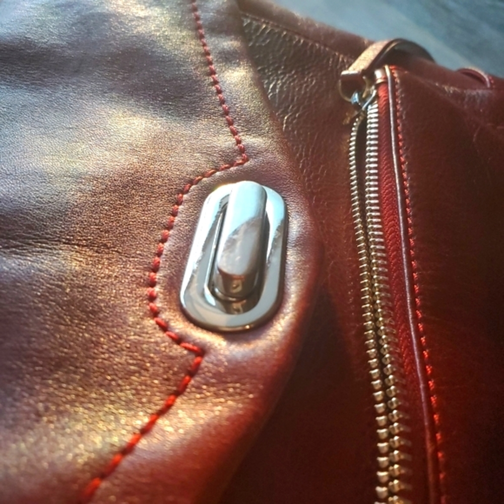 Wilsons Leather | Roma Genuine Leather Backpack - Picture 2 of 15